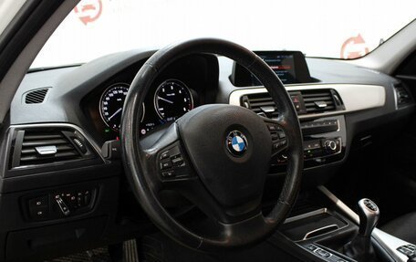 BMW 1 серия, 2019 год, 1 399 000 рублей, 10 фотография