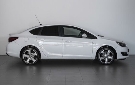 Opel Astra J, 2014 год, 1 029 000 рублей, 5 фотография