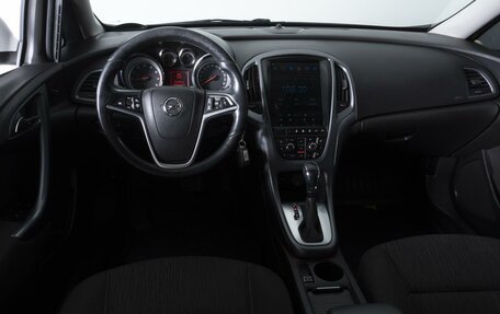 Opel Astra J, 2014 год, 1 029 000 рублей, 6 фотография