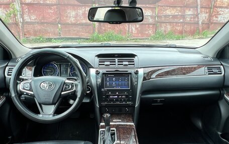 Toyota Camry, 2016 год, 2 400 000 рублей, 11 фотография