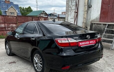Toyota Camry, 2016 год, 2 400 000 рублей, 5 фотография
