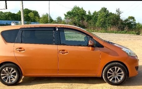 Toyota Passo Sette, 2009 год, 820 000 рублей, 2 фотография