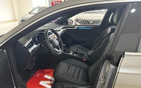 Volkswagen Passat CC, 2024 год, 3 694 000 рублей, 14 фотография