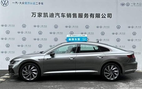 Volkswagen Passat CC, 2024 год, 3 694 000 рублей, 6 фотография