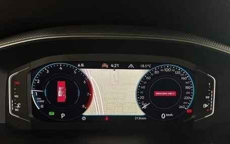 Volkswagen Passat CC, 2024 год, 3 694 000 рублей, 16 фотография
