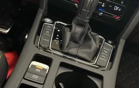 Volkswagen Passat CC, 2024 год, 3 694 000 рублей, 20 фотография