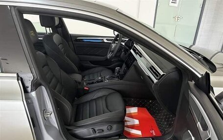 Volkswagen Passat CC, 2024 год, 3 694 000 рублей, 21 фотография