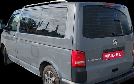 Volkswagen Caravelle T5, 2013 год, 1 750 000 рублей, 2 фотография