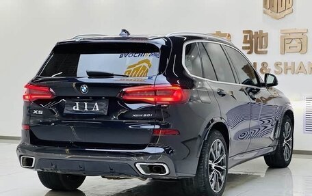 BMW X5, 2021 год, 5 900 000 рублей, 2 фотография