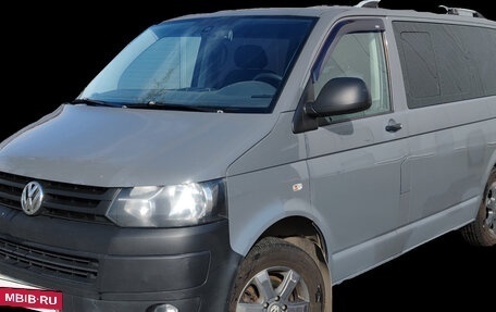 Volkswagen Caravelle T5, 2013 год, 1 750 000 рублей, 5 фотография