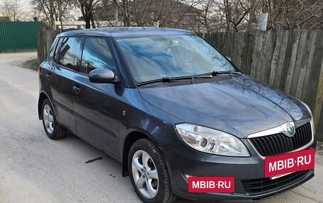 Skoda Fabia II, 2012 год, 990 000 рублей, 2 фотография
