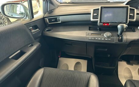 Honda Freed I, 2012 год, 1 329 000 рублей, 14 фотография