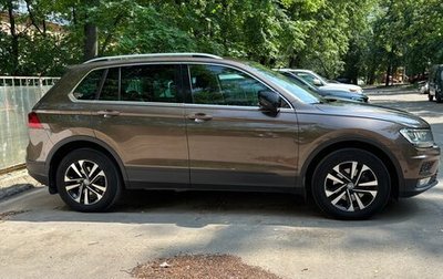 Volkswagen Tiguan II, 2019 год, 2 230 000 рублей, 1 фотография