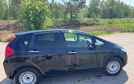 Honda Fit III, 2015 год, 1 050 000 рублей, 5 фотография