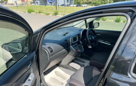 Toyota Wish II, 2003 год, 899 000 рублей, 10 фотография