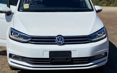 Volkswagen Touran III, 2017 год, 2 000 000 рублей, 1 фотография