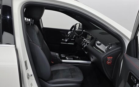 Mercedes-Benz GLA, 2022 год, 3 343 000 рублей, 11 фотография