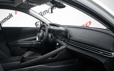 Hyundai Elantra, 2023 год, 2 245 000 рублей, 12 фотография