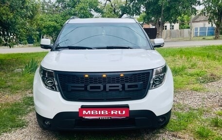 Ford Explorer VI, 2015 год, 2 610 000 рублей, 2 фотография