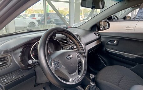 KIA Rio III рестайлинг, 2016 год, 899 000 рублей, 11 фотография