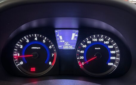 Hyundai Solaris II рестайлинг, 2012 год, 670 000 рублей, 17 фотография