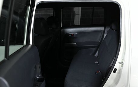 Toyota bB II рестайлинг, 2010 год, 1 250 000 рублей, 15 фотография