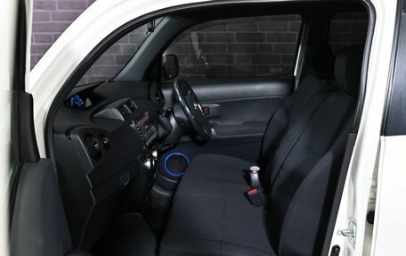 Toyota bB II рестайлинг, 2010 год, 1 250 000 рублей, 10 фотография