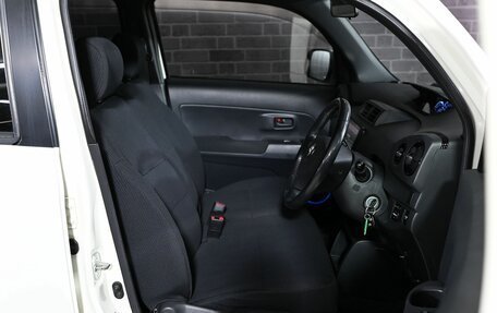 Toyota bB II рестайлинг, 2010 год, 1 250 000 рублей, 11 фотография