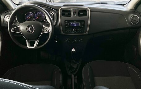 Renault Sandero II рестайлинг, 2021 год, 1 599 000 рублей, 10 фотография