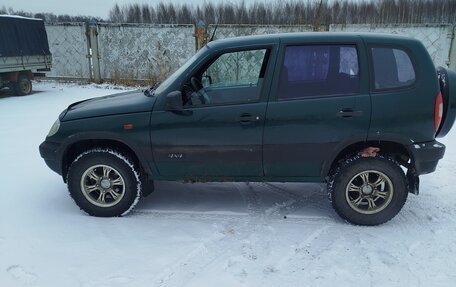 Chevrolet Niva I рестайлинг, 2004 год, 225 000 рублей, 3 фотография