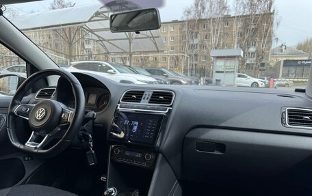 Volkswagen Polo VI (EU Market), 2018 год, 1 180 000 рублей, 9 фотография
