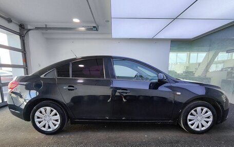 Chevrolet Cruze II, 2010 год, 699 000 рублей, 5 фотография