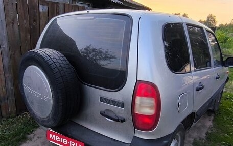 Chevrolet Niva I рестайлинг, 2004 год, 290 000 рублей, 4 фотография