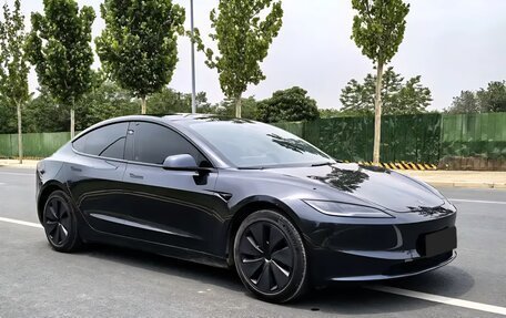 Tesla Model 3 I, 2025 год, 4 100 000 рублей, 3 фотография
