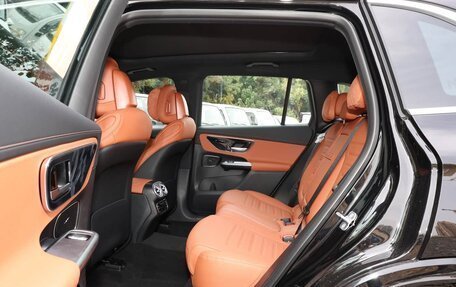 Mercedes-Benz GLC, 2025 год, 7 500 000 рублей, 14 фотография