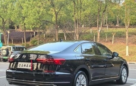 Volkswagen Passat B8 рестайлинг, 2021 год, 2 000 555 рублей, 2 фотография