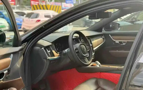 Volvo S90 II рестайлинг, 2021 год, 2 760 000 рублей, 8 фотография