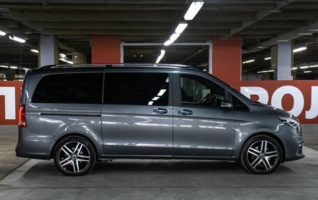Mercedes-Benz V-Класс, 2021 год, 7 990 000 рублей, 5 фотография