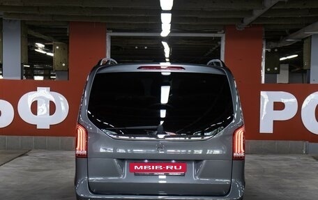 Mercedes-Benz V-Класс, 2021 год, 7 990 000 рублей, 7 фотография
