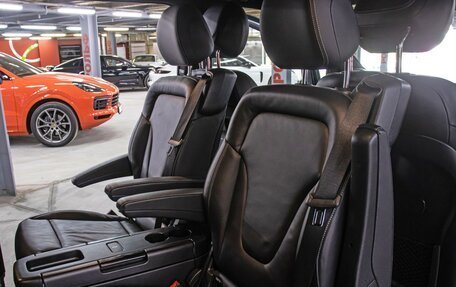 Mercedes-Benz V-Класс, 2021 год, 7 990 000 рублей, 13 фотография