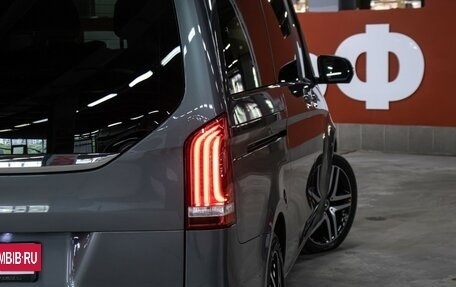 Mercedes-Benz V-Класс, 2021 год, 7 990 000 рублей, 23 фотография