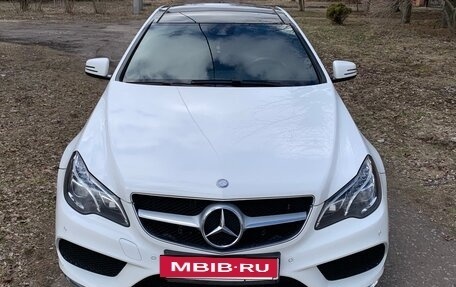 Mercedes-Benz E-Класс, 2015 год, 2 530 000 рублей, 4 фотография