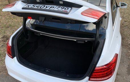 Mercedes-Benz E-Класс, 2015 год, 2 530 000 рублей, 18 фотография