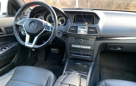 Mercedes-Benz E-Класс, 2015 год, 2 530 000 рублей, 26 фотография
