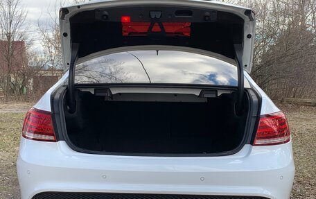 Mercedes-Benz E-Класс, 2015 год, 2 530 000 рублей, 19 фотография