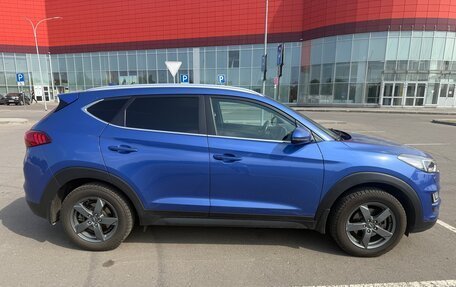 Hyundai Tucson III, 2019 год, 2 400 000 рублей, 6 фотография
