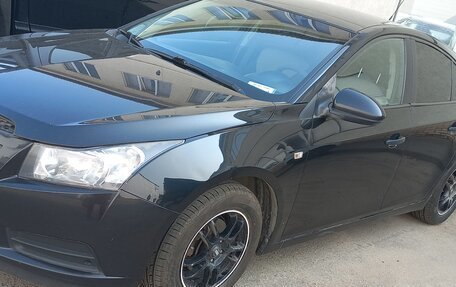 Chevrolet Cruze II, 2011 год, 750 000 рублей, 3 фотография