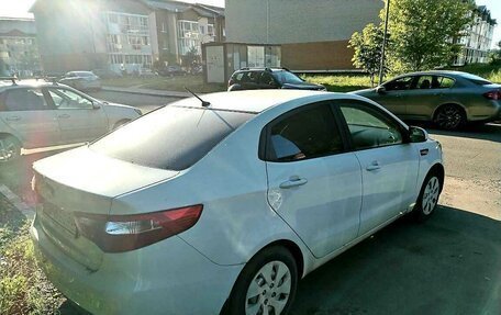 KIA Rio III рестайлинг, 2013 год, 780 000 рублей, 2 фотография