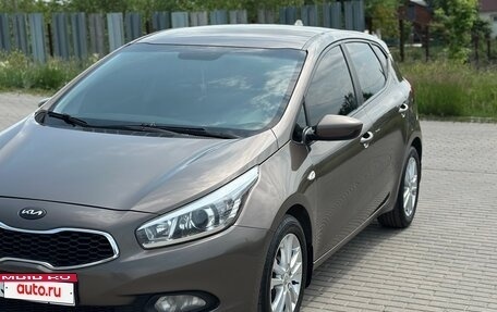 KIA cee'd III, 2015 год, 1 350 000 рублей, 17 фотография