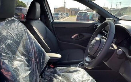 Toyota Yaris Cross, 2021 год, 1 500 000 рублей, 11 фотография